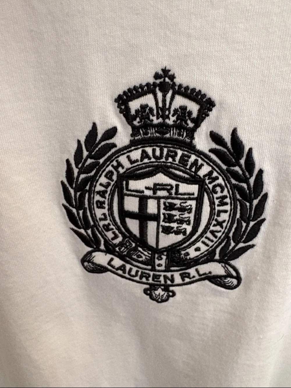 Lauren ralph lauren active White Tee with Black insignia- size XL NWT but flaw - Picture 5 of 8